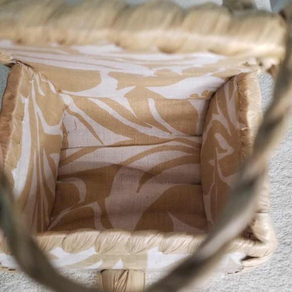 Straw handbag / purse in new condition - Picture 6 of 7